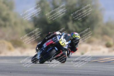 media/Nov-01-2025-CVMA (Sat) [[fc0f7531b8]]/Race 4-500-400-350 Supersport/